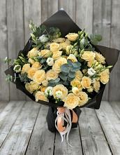 Букет цветов из:  Розы и Лизиантусы #REPLACE_PRED# Головинка Сочи
