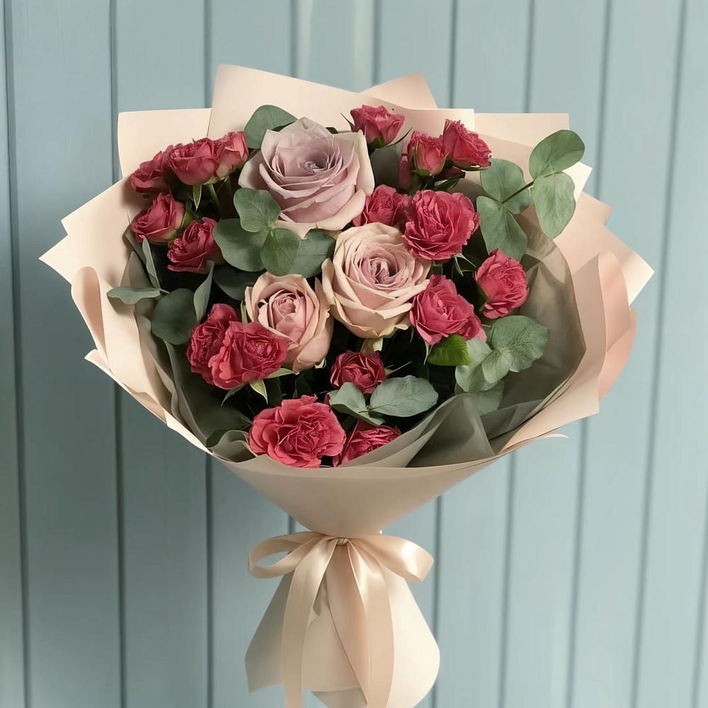 Букет цветов из: Гвоздики и Розы в Головинка Сочи