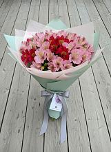 Букет цветов из:  Альстромерии в Головинка Сочи