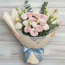 Букет цветов из:  Лизиантусы в Головинка Сочи