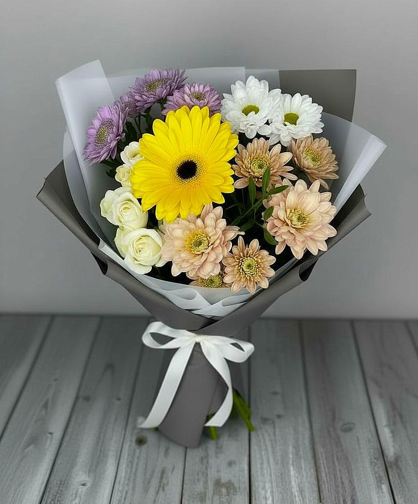 Букет цветов из: Розы, Герберы и Хризантемы в Головинка Сочи