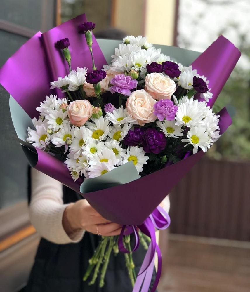 Букет цветов из: Хризантемы, Гвоздики и Розы в Головинка Сочи