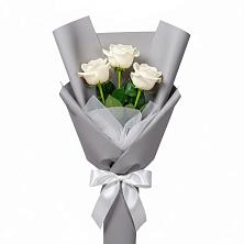 Букет 3 белые розы в Головинка Сочи