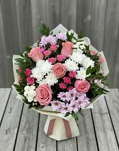 Букет цветов из:  Альстромерии, Гвоздики, Розы и Хризантемы в Головинка Сочи