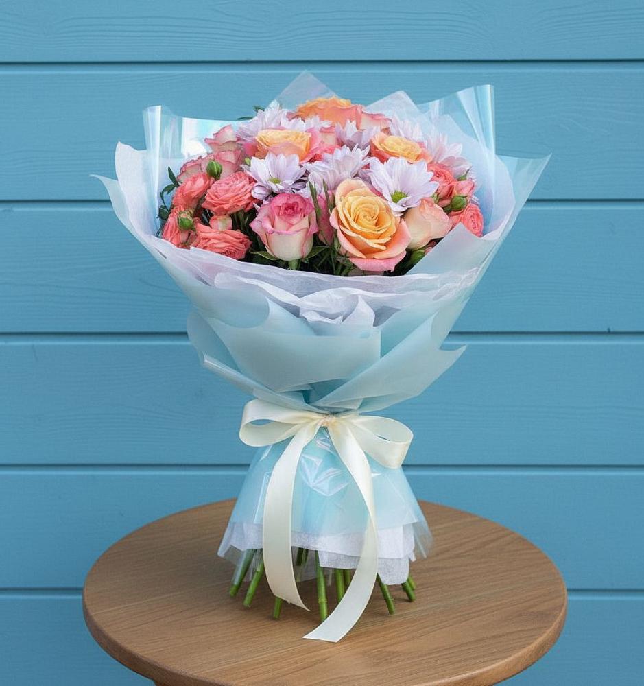 Букет цветов из: Хризантемы и Розы в Головинка Сочи