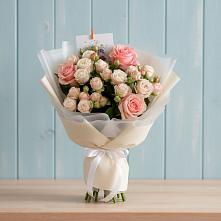 Букет цветов из:  Розы #REPLACE_PRED# Головинка Сочи